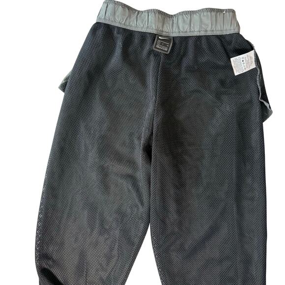 Nike Tech Pack Women’s Pants S Black Grey CZ9791-010 Loose Fit Joggers - Picture 5 of 10